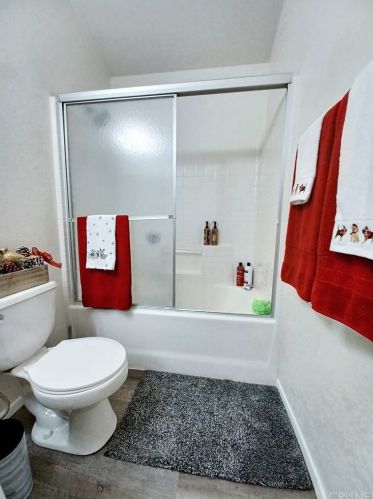 19778 Canyon View Dr, Santa Clarita CA  91351-5717 exterior