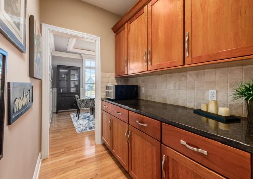 4176 Ashbury Dr, Carroll OH  43112-9418 exterior