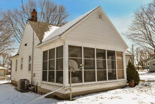 712 Hampton St, Fairmont MN  56031-4305 exterior