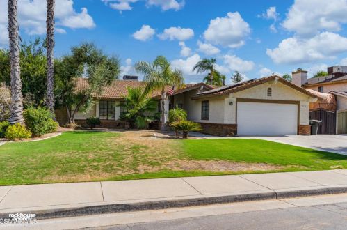 7113 Bandolero Way, Bakersfield, CA 93308-6422