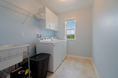 5930 Pine Trail Cir, Port Saint Lucie FL  34983 exterior