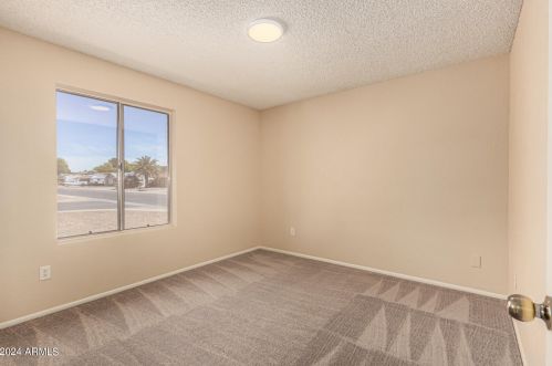 12414 44th Ln, Glendale AZ  85304-2307 exterior