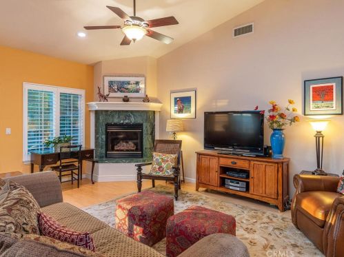 210 Foxtail Ln, Templeton CA  93465-8714 exterior