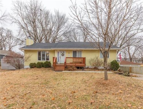 3815 67th St, Des Moines, IA 50322-3321