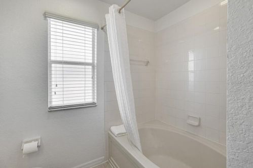 2736 Coupe St, Kissimmee FL  34746-7120 exterior