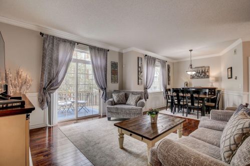 1864 Christensen Ave, Saint Paul MN 55118-2751 exterior