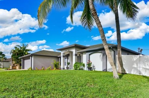 3412 27th Ave, Cape Coral, FL 33914-2806