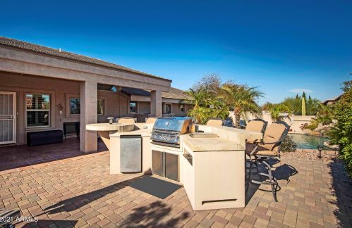 15407 Palisades Blvd, Scottsdale AZ 85268-2755 exterior