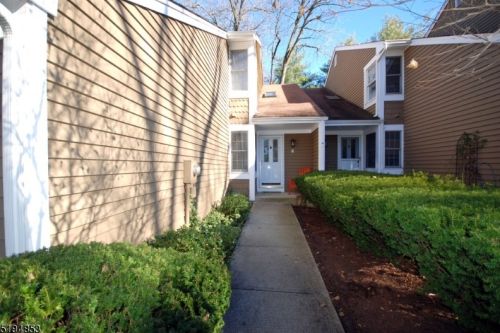 73 Stone Run Rd, Bedminster NJ  07921-1711 exterior