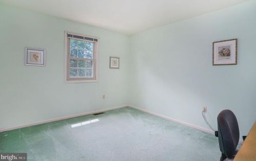 13 Beth Dr, Prospectville PA 19002-1930 exterior