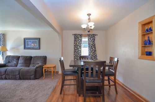 1663 Mason Way, Green Bay WI  54302-2721 exterior