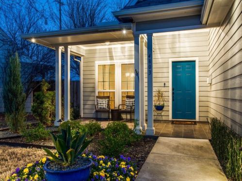 4803 Calmont Ave, Fort Worth, TX 76107-5314