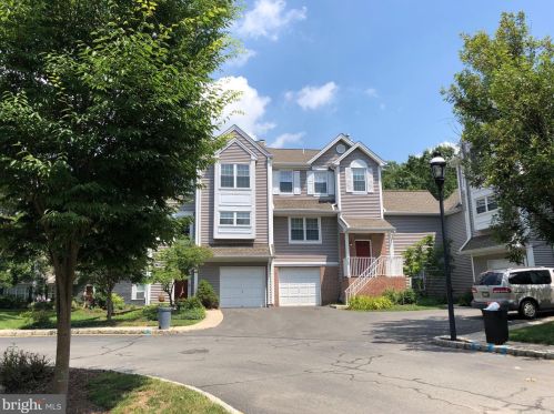 33 Ketley Pl, Princeton NJ  08540-6323 exterior