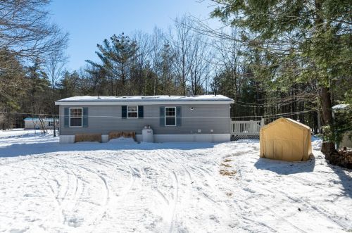 16 Saddle Back Cir, Ellsworth NH  03223-4748 exterior