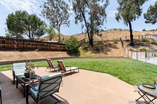 1805 Sea Pines Rd, El Cajon, CA 92019-4555