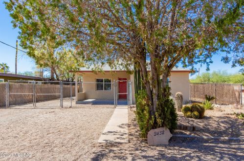 3432 Monte Vista Dr, Tucson, AZ 85716-2003