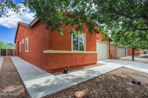 5087 Kittentails Dr, Tucson, AZ 85756-5136