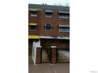 3531 Tiemann Ave, Bronx NY  10469-3119 exterior