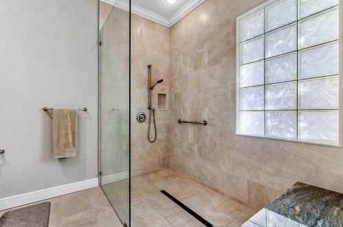 114 Poinciana Dr, Jupiter FL  33458-2830 exterior