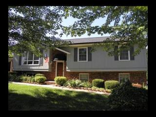 1272 Homestead Dr, Hickory, NC 28602-5420