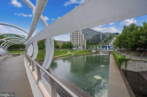 1409 Capitol St, Washington DC 20003-1535 exterior