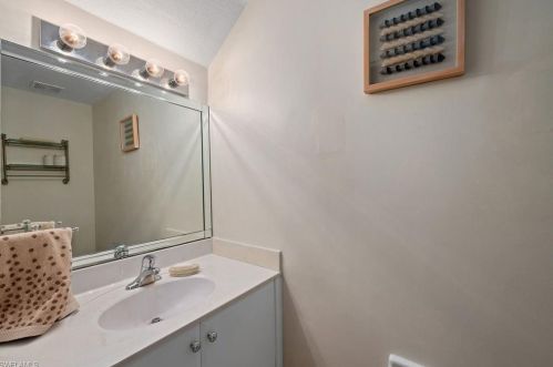 8641 Athena Ct, Lehigh Acres, FL 33971-3753
