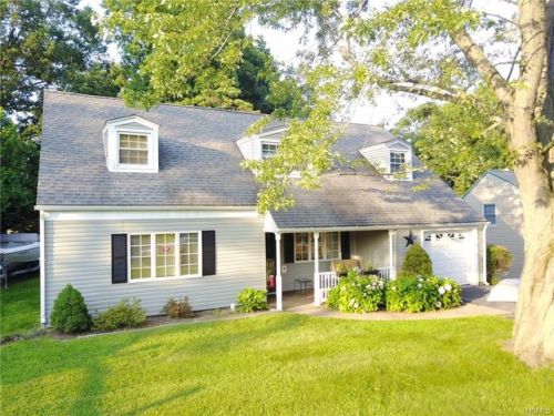 410 Everett Pl, Maybrook, NY 12543-1119