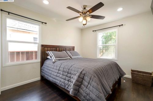 15928 Via Alamitos, San Lorenzo CA  94580-1435 exterior