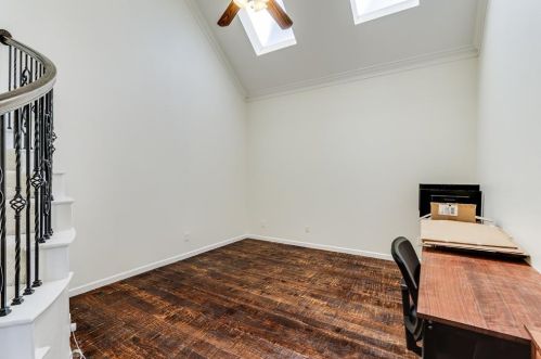 402 Old York Rd, Irving TX 75063-4248 exterior