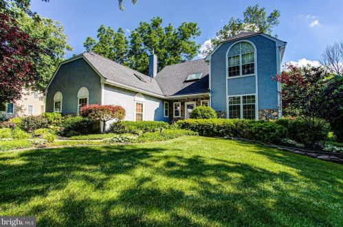24 Andrew Ln, Lansdale, PA 19446-1402