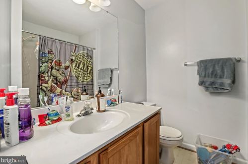 12810 Silvia Loop, Woodbridge VA  22192-5091 exterior