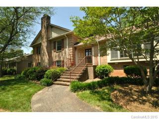 2723 Huntingtowne Farms Ln, Charlotte, NC 28210-6156