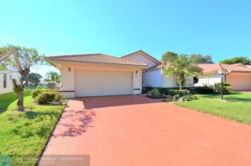 4670 Catamaran Cir, Boynton Beach, FL 33436-1548