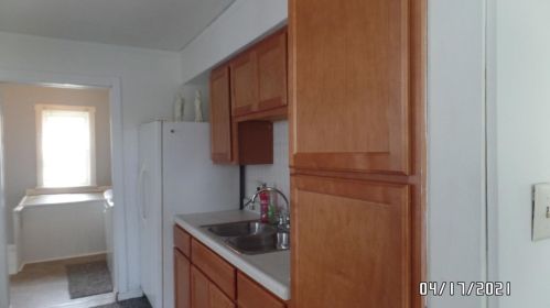4315 39th Ave, Hobart, IN 46342-1675