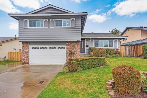 6518 Bonnie View Dr, San Diego, CA 92119-2917