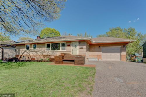 5936 Halifax Pl, Minneapolis MN  55429-2438 exterior