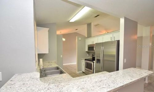 526 Gainsboro St, Deltona FL  32725-3275 exterior