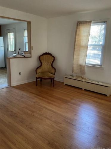 429 Elm St, Windsor Locks CT  06096-1604 exterior