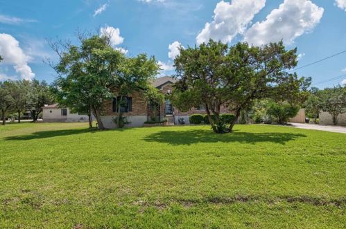 220 Millington Ln, Creedmoor, TX 78610-9367