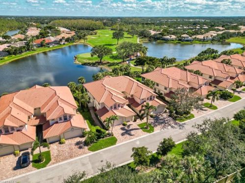 22961 Rosedale Dr, Bonita Springs, FL 34135-8212