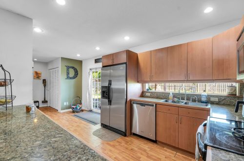 140 Christmas Ter, Fort Pierce FL 34984-4473 exterior