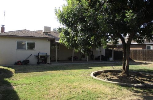4908 Gearhart St, Fresno, CA 93726