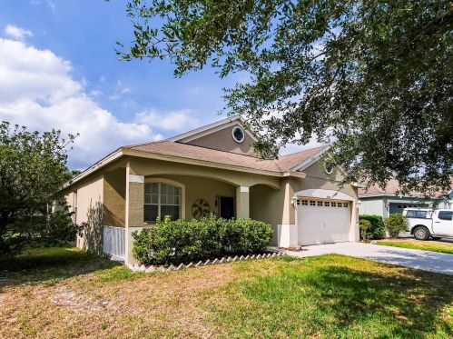 10904 Newbridge Dr, Riverview, FL 33579-7764