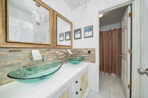 51 Cordona Dr, Kissimmee FL 34758-3440 exterior