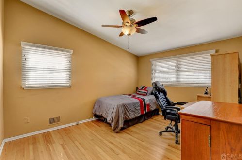 14 Twain Ave, Old Bridge NJ  08857-2109 exterior