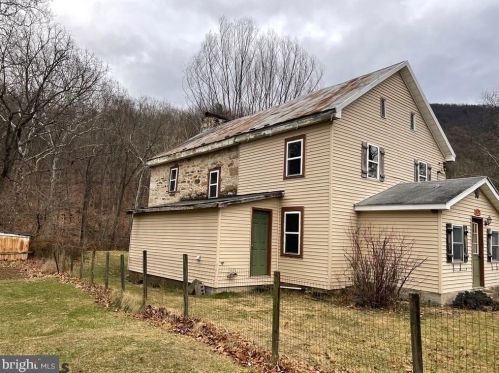 624 Route 75, Ewaterfrd, PA 17021-7219