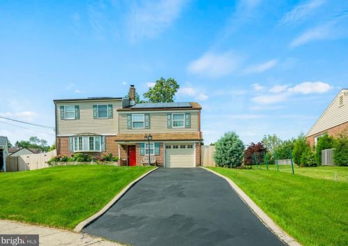 675 Lukens Ln, Norristown, PA 19406-1731