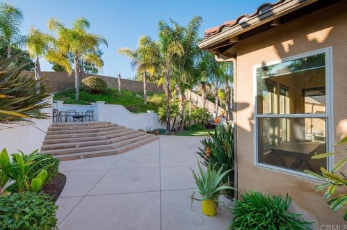 1694 Crossroads St, Chula Vista CA 91915-2431 exterior