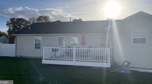 323 Wind Dr, Dover DE  19901-8608 exterior