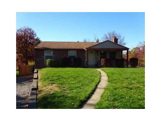635 Magnus Ln, Moon Twp, PA 15108-3421